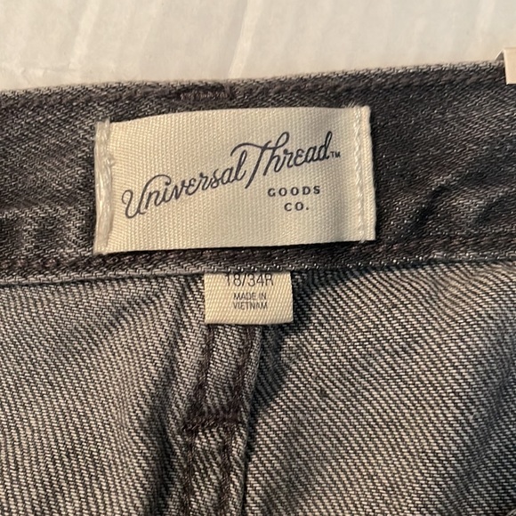 ♻️ New Universal Thread Gray 100 % Cotton Non Stretch Jeans size 18/34 Regular - Picture 6 of 10